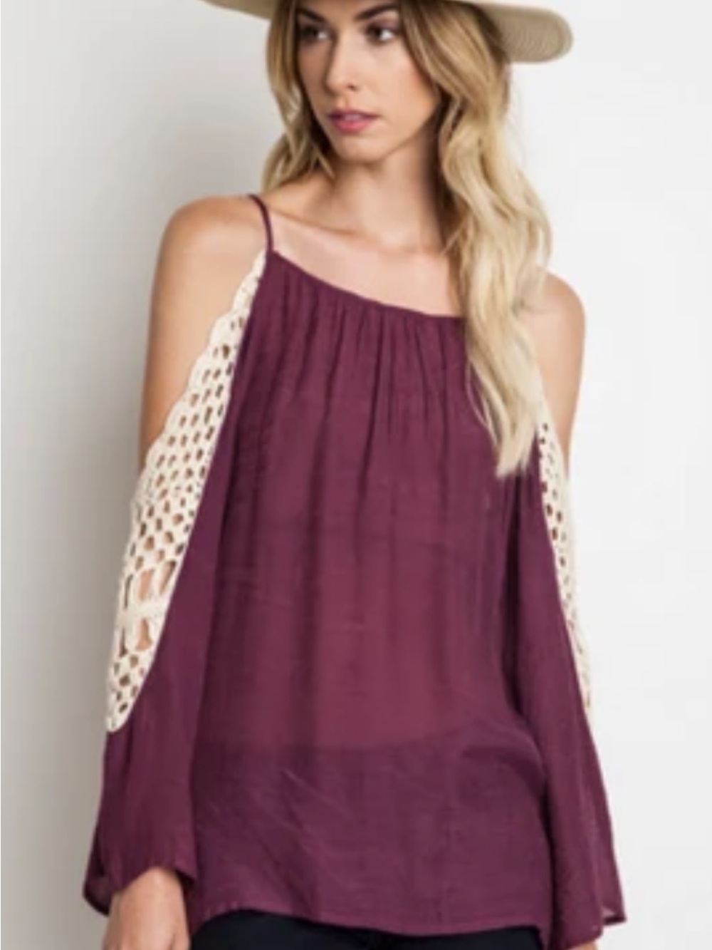 Umger Cold-Shoulder Crochet Sleeve Top